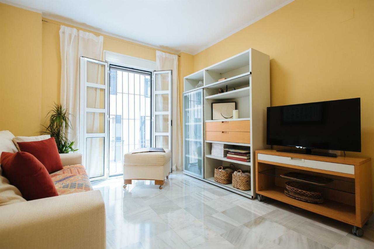 El Refugio De San Luis Con Parking Opcional Apartment Севиля Екстериор снимка